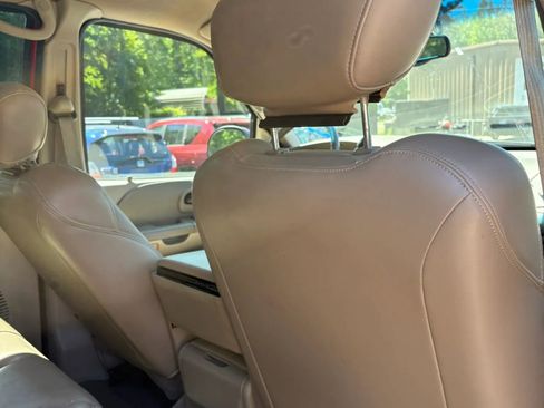 Used 2002 Ford F150 King Ranch AWD/4WD image 12
