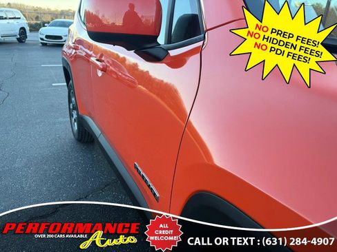 Used 2015 Jeep Renegade Latitude w/ Cold Weather Group II image 19