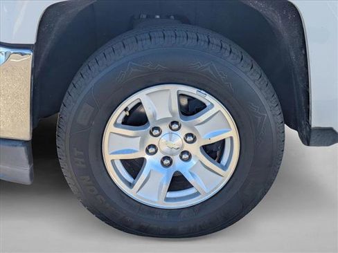 Used 2016 Chevrolet Silverado 1500 LT w/ All Star Edition image 21