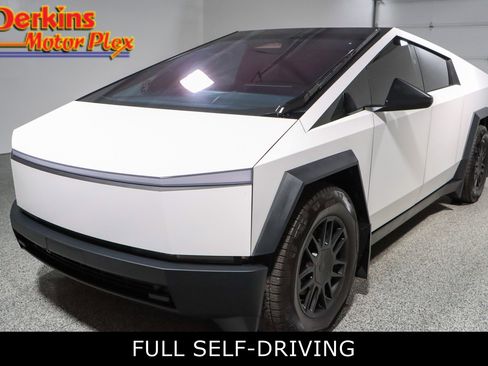 Used 2024 Tesla Cybertruck AWD Crew Cab image 1