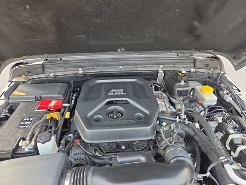 Used 2021 Jeep Wrangler Unlimited Rubicon AWD/4WD image 20