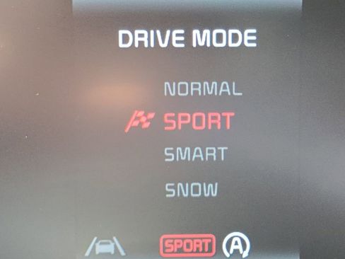 Used 2023 Kia Sportage LX image 29