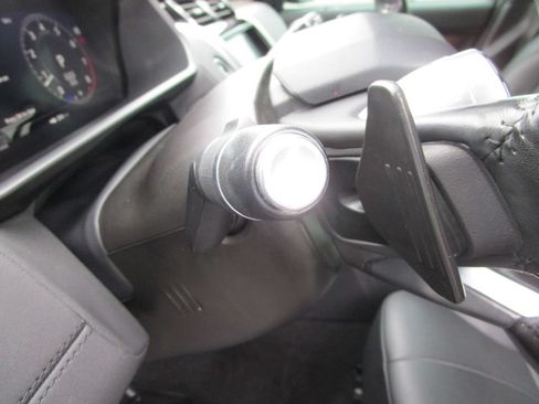 Used 2019 Land Rover Discovery HSE AWD/4WD image 26