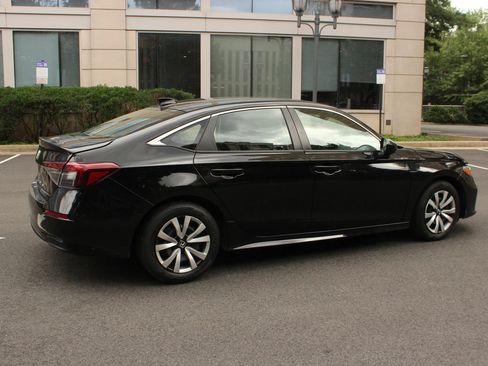 Used 2025 Honda Civic LX image 7