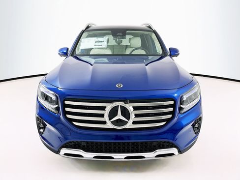 New 2026 Mercedes-Benz GLB 250 image 2