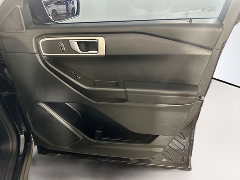 Used 2020 Ford Explorer 2WD w/ Class III Trailer Tow Package image 34