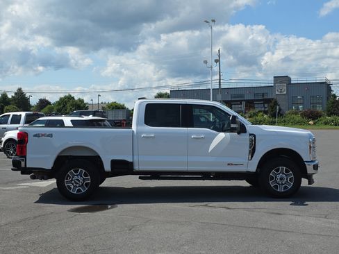 Used 2024 Ford F350 Lariat w/ Camper Package image 2