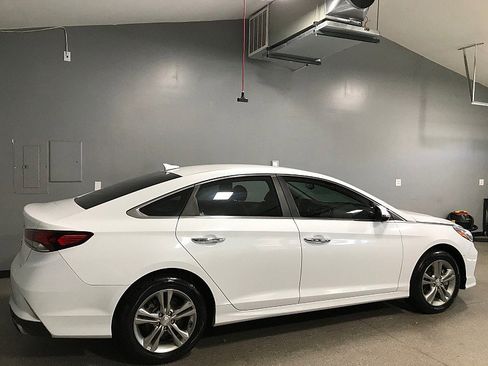 Used 2018 Hyundai Sonata SEL w/ Tech Package 02 FWD image 3