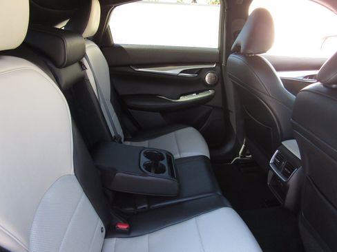 Used 2023 INFINITI QX55 Essential AWD/4WD image 12