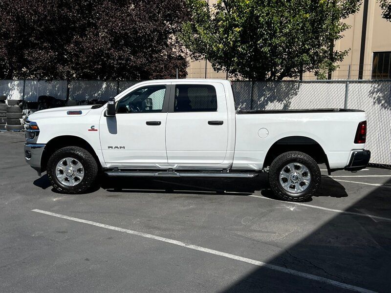 Used 2025 RAM 2500 Big Horn AWD/4WD image 4