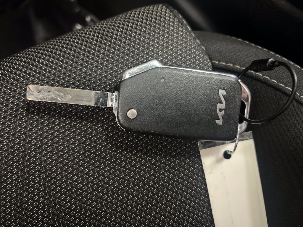 Used 2024 Kia Forte LXS FWD image 30