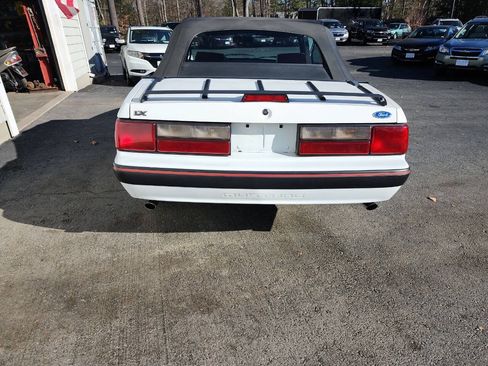 Used 1991 Ford Mustang LX RWD image 5
