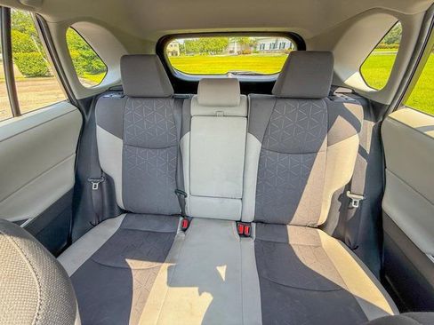 Used 2024 Toyota RAV4 XLE w/ Convenience Package image 17