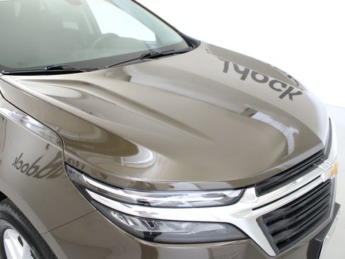Used 2023 Chevrolet Equinox LT FWD image 12