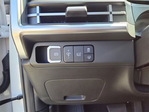 New 2024 Hyundai Santa Fe XRT image 25