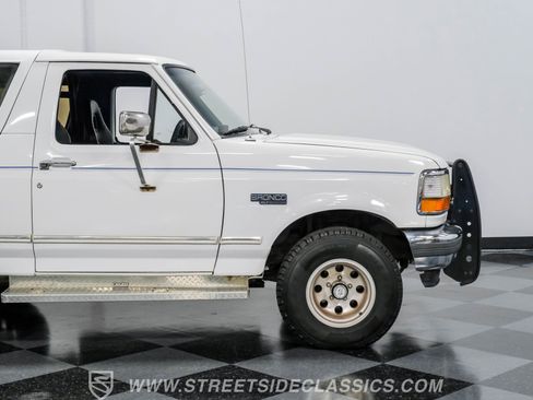 Used 1994 Ford Bronco XLT image 28