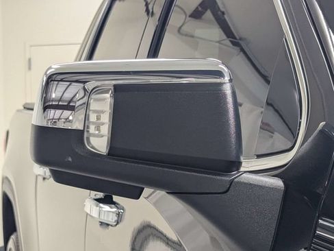 Used 2023 GMC Sierra 1500 Denali w/ Denali Reserve Package AWD/4WD image 32