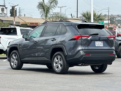 Used 2024 Toyota RAV4 XLE FWD image 3