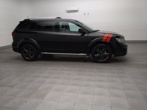 Used 2020 Dodge Journey Crossroad FWD image 11