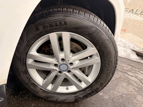 Used 2014 Mercedes-Benz GL 450 4MATIC image 43