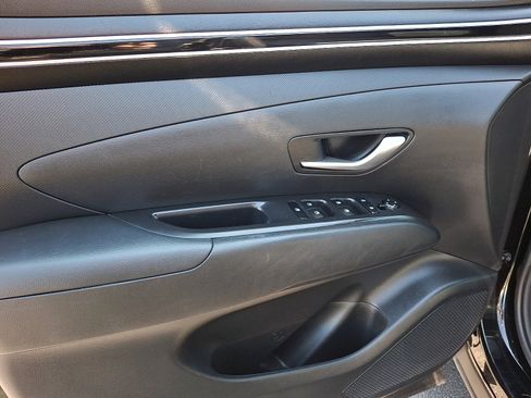 Used 2023 Hyundai Santa Cruz SEL image 12