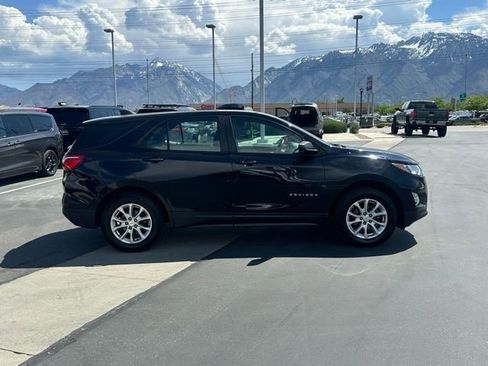 Certified 2020 Chevrolet Equinox LS AWD/4WD image 25