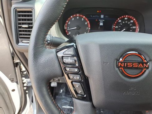 Certified 2024 Nissan Frontier PRO-4X w/ Technology Package AWD/4WD image 22