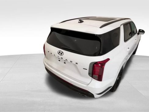 Used 2025 Hyundai Palisade Calligraphy image 7