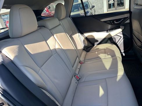 Used 2025 Subaru Outback Limited w/ Popular Package #2 image 16