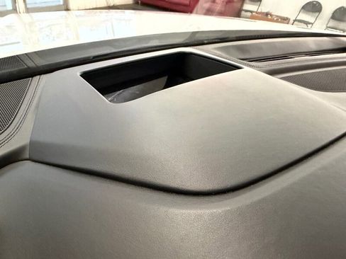 Used 2019 Audi Q8 Prestige w/ Luxury Package image 42