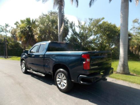 Used 2020 Chevrolet Silverado 1500 Custom w/ Custom Value Package RWD image 4