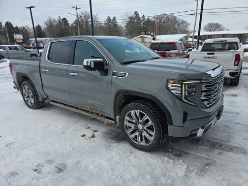 Used 2024 GMC Sierra 1500 Denali image 4