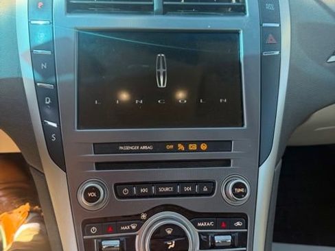Used 2018 Lincoln MKZ Reserve w/ Climate Package AWD/4WD image 7