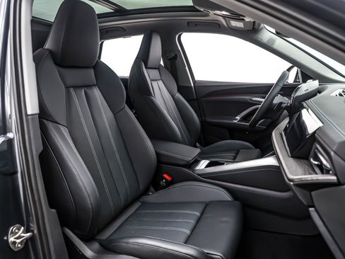 New 2025 Audi Q5 Premium Plus image 7