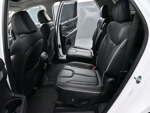 Used 2023 Hyundai Palisade Limited AWD/4WD image 32