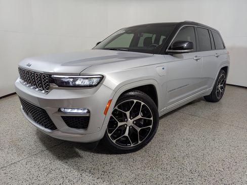 Used 2022 Jeep Grand Cherokee Summit image 20