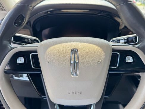 Used 2021 Lincoln Corsair Reserve w/ Elements Package AWD/4WD image 22