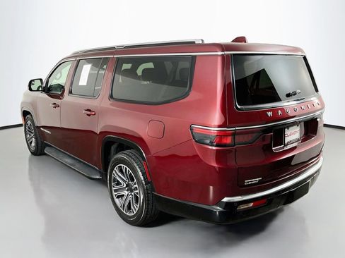 Used 2023 Jeep Wagoneer L Series II AWD/4WD image 7