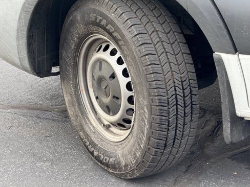 Used 2020 Mercedes-Benz Sprinter 2500 w/ Driver Convenience Package image 18