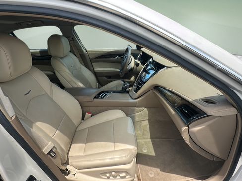 Used 2014 Cadillac CTS Luxury RWD image 16