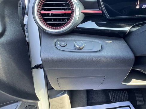 New 2026 Chevrolet Trax RS w/ Driver Confidence Package FWD image 19