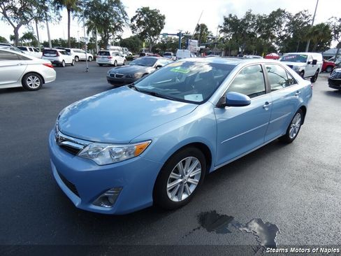 Used 2012 Toyota Camry XLE FWD image 3