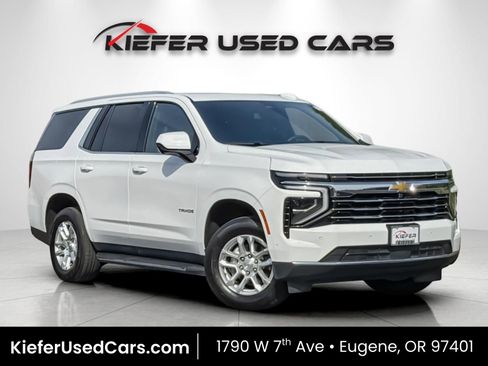 Used 2025 Chevrolet Tahoe LT AWD/4WD image 1