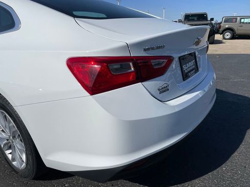 Used 2023 Chevrolet Malibu LT FWD image 35