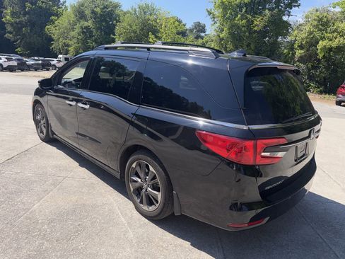 Used 2023 Honda Odyssey Elite image 7