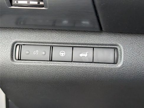 Used 2022 Nissan Pathfinder SL w/ SL Premium Package image 25