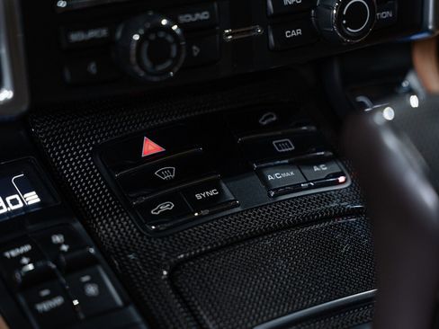 Used 2016 Porsche Cayenne Turbo S w/ Premium Package Plus image 55