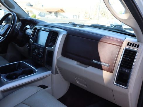 Used 2017 RAM 3500 Laramie image 17