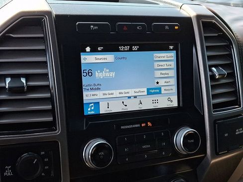 Used 2019 Ford F150 Limited w/ Trailer Tow Package image 19