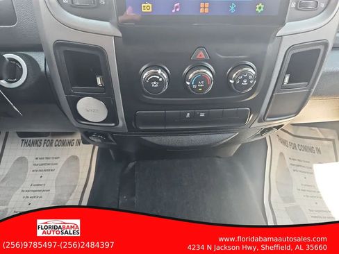 Used 2013 RAM 1500 Express RWD image 17
